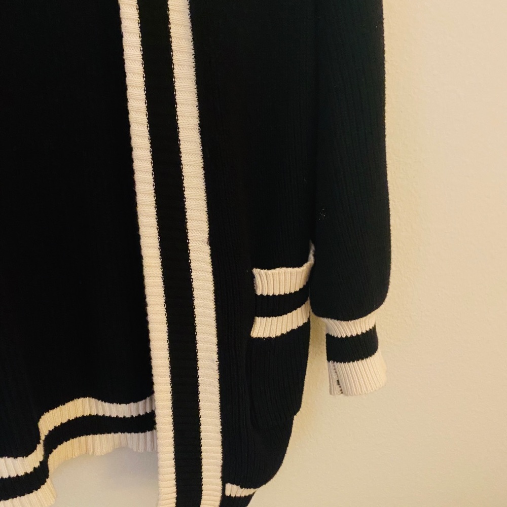 SOOOOLD! ❤️Who What Wear Black and White Cardigan - Picture 7 of 8